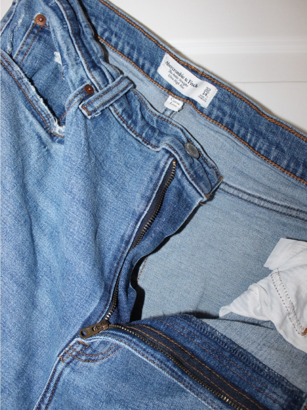 Abercrombie & Fitch Light Blue Straight-Leg Jeans - Picture 2 of 6